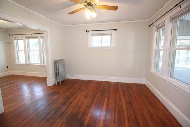 Building Photo - 63 Foster St