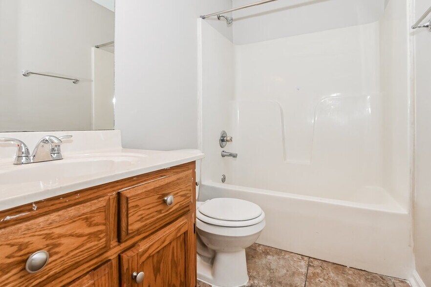 Building Photo - 4895 Copper Valley Cove