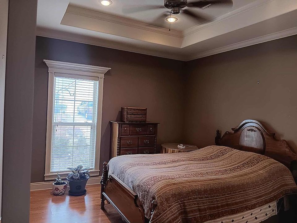 Building Photo - 123 Boulder Dr