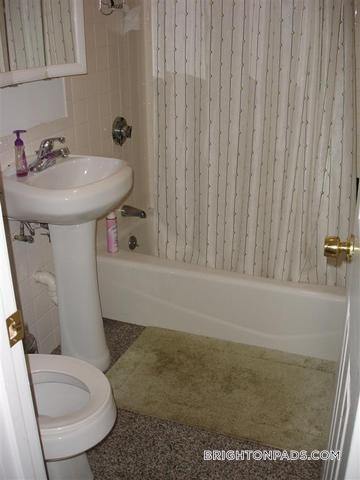 Building Photo - 27 Egremont Rd