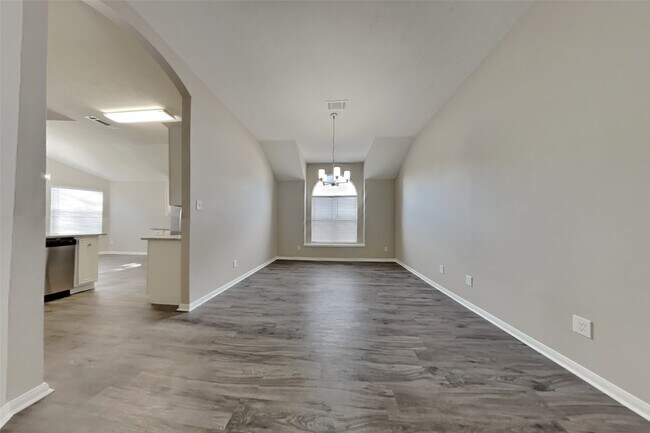 Building Photo - 25818 Elmley Pl