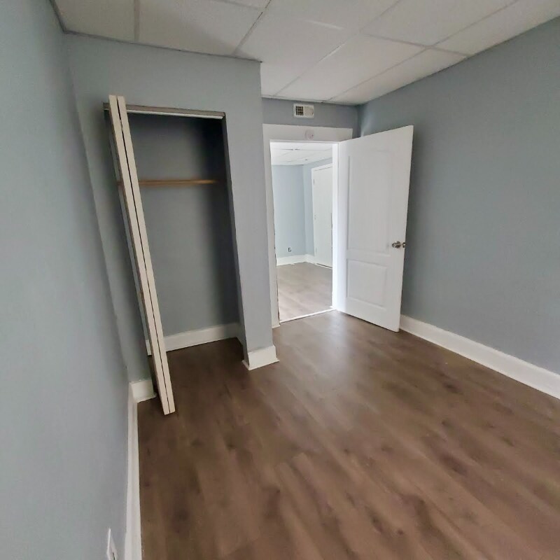 Building Photo - 1506 Eaverson St