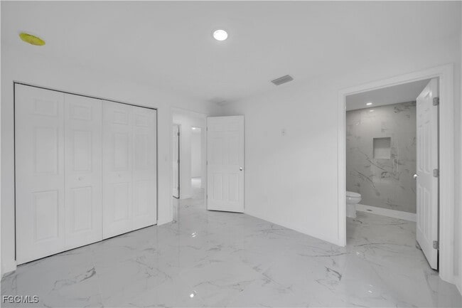 Building Photo - 1029 Winters St E