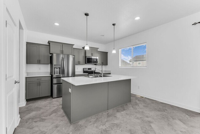 Building Photo - 4018 W 1200 S