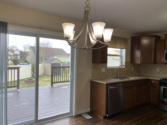 Building Photo - 3439 Amber Oaks Dr