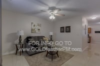 Building Photo - 1363 Benley St