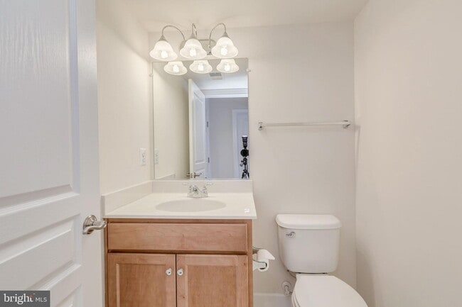 Building Photo - 6266 Summit Point Ct
