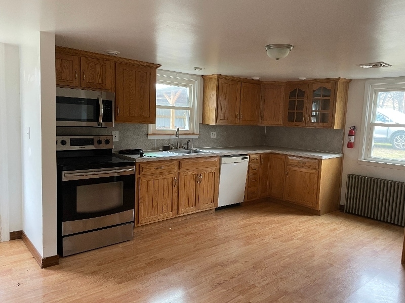 Building Photo - 913 Grange Rd