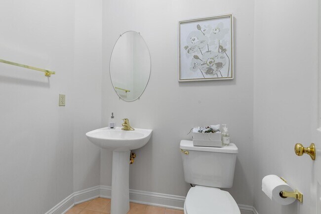 Building Photo - 11426 Summer House Ct