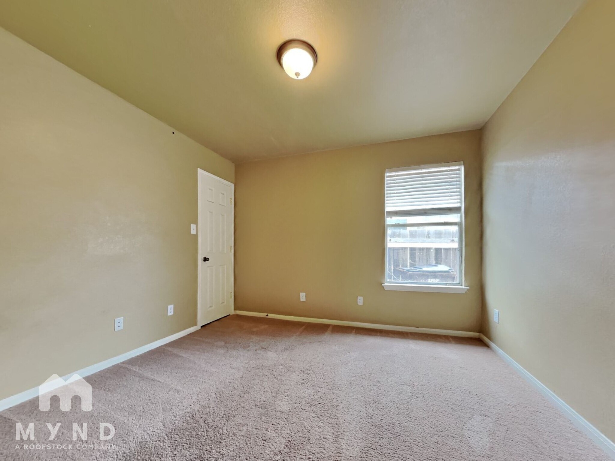 Building Photo - 333 Hidden Brook Ln