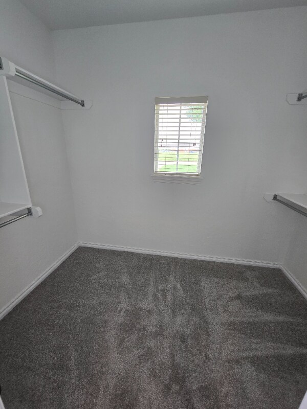 Building Photo - 12007 Ashford Dr