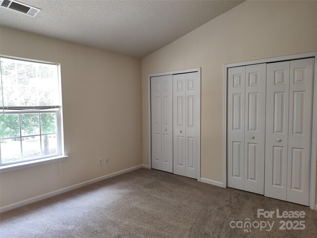Building Photo - 3209 Blythe Ridge Ct