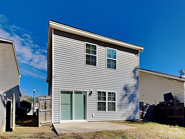 Building Photo - 469 Eastfair Dr
