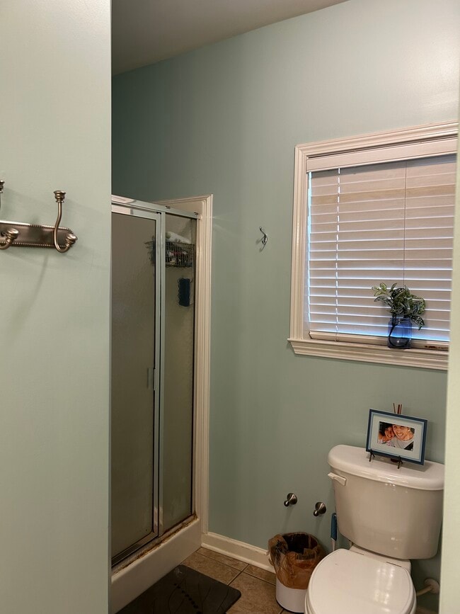 Building Photo - 4300 Ashwood Cove