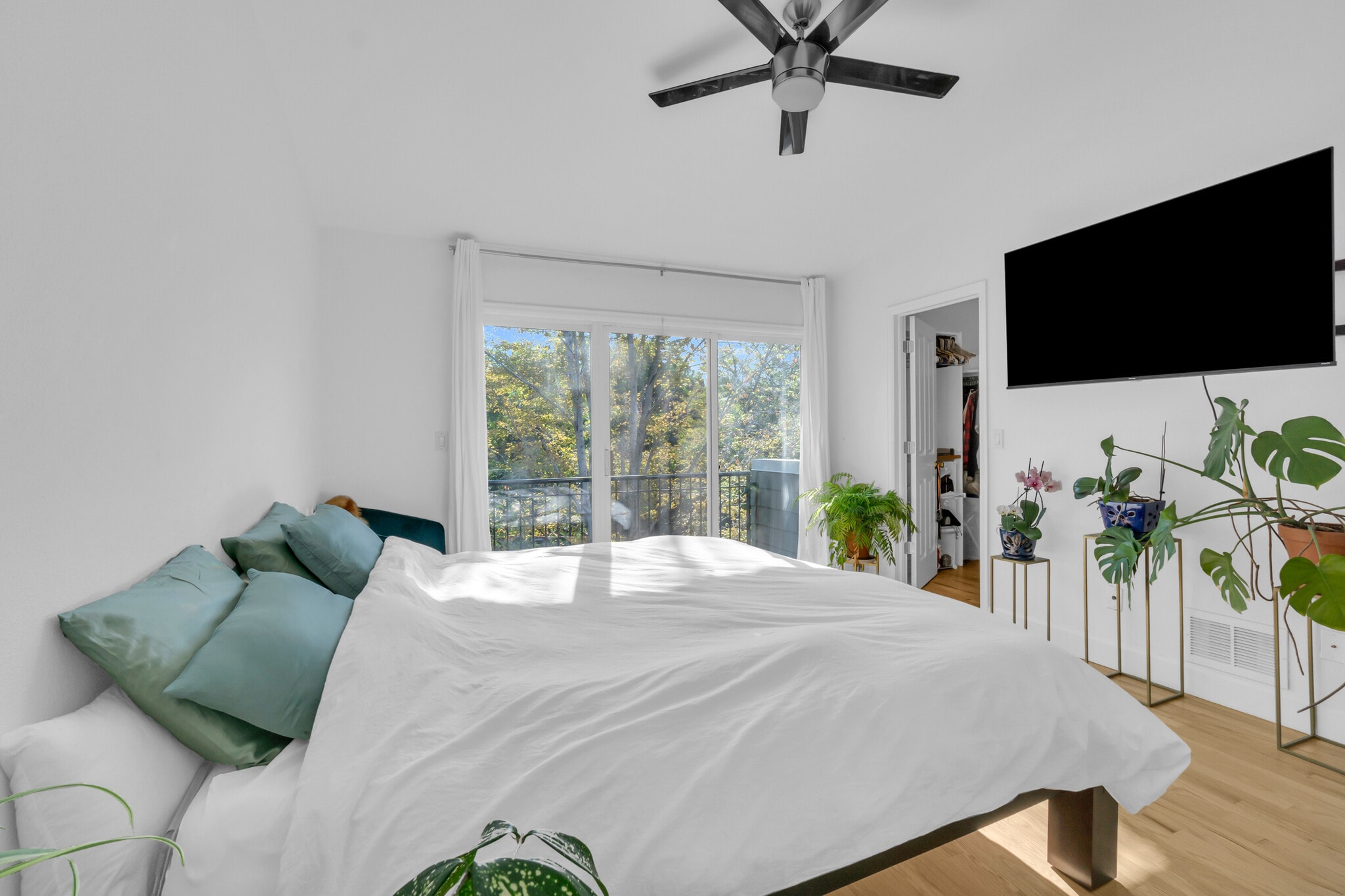 Bedroom 1 - 1619 N Franklin St