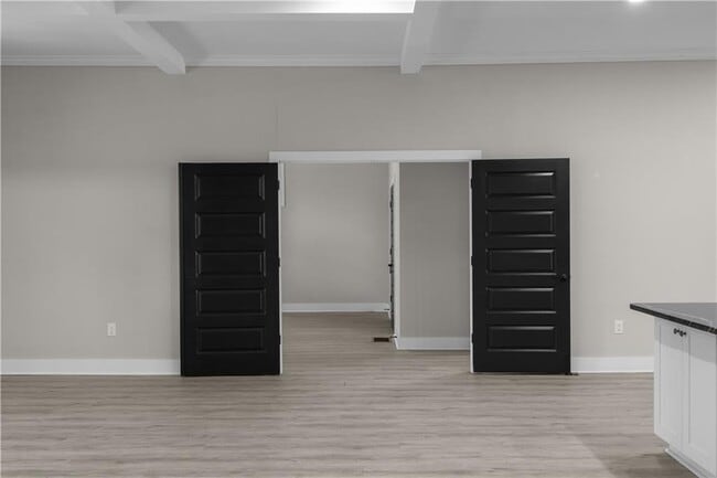 Building Photo - 1331 Diamond Ave SE