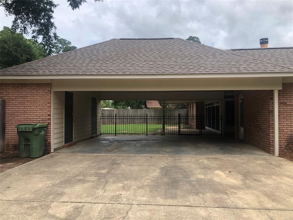 Building Photo - 4145 Johnstown Dr