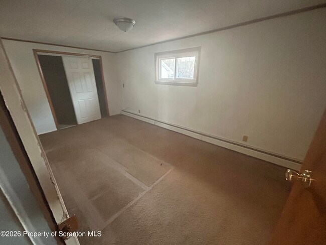 Building Photo - 1849 Clearview St