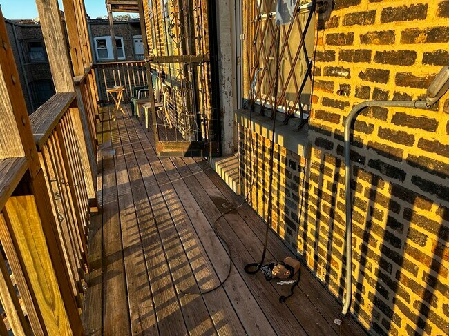 Building Photo - 5114 S Woodlawn Ave