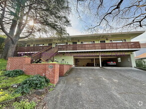 Building Photo - Charming Downtown Novato Apartment with Co...