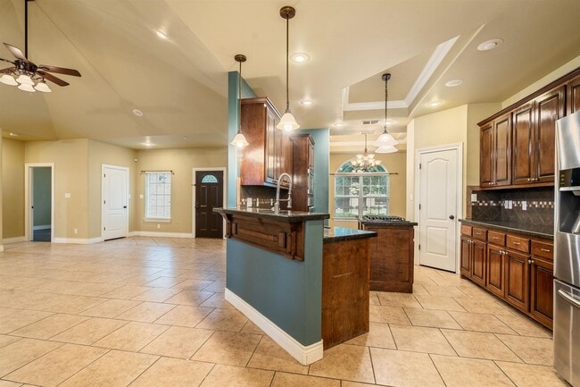 Building Photo - 302 Ceniza Ridge Dr