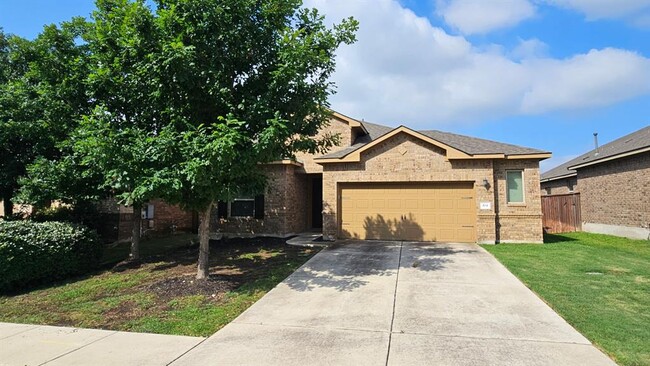 Primary Photo - 104 Lake Whitney Ct