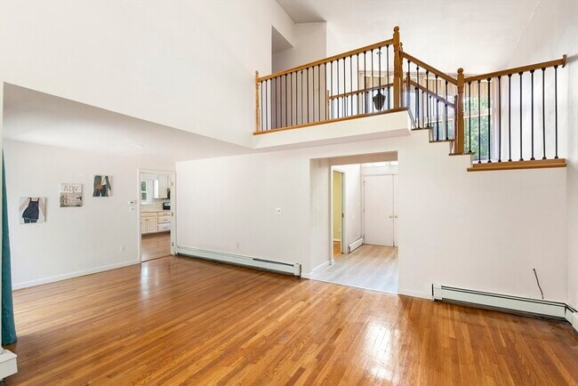 Building Photo - 164 Wilshire Dr