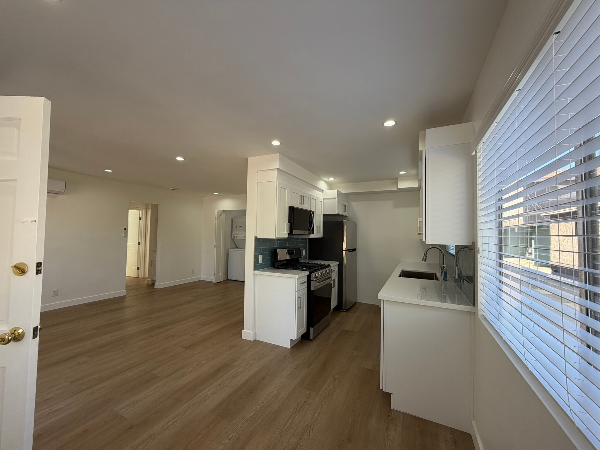 Building Photo - 2336 34th St