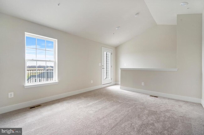 Building Photo - 1425 Clingmans Dome Dr