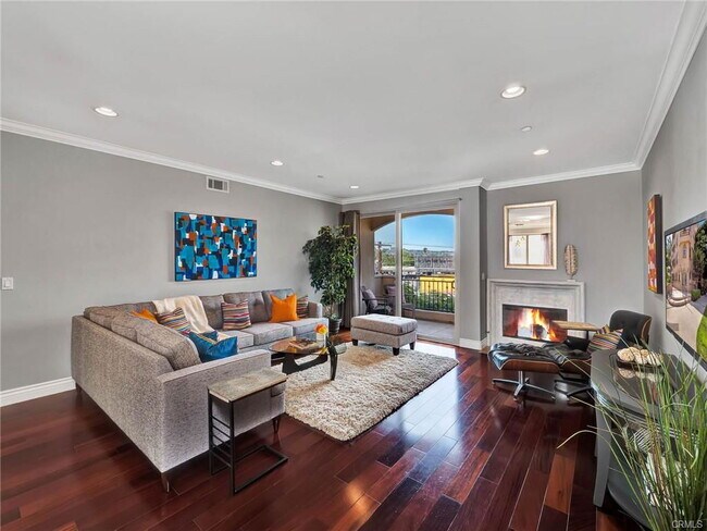 Building Photo - 11280 La Maida St