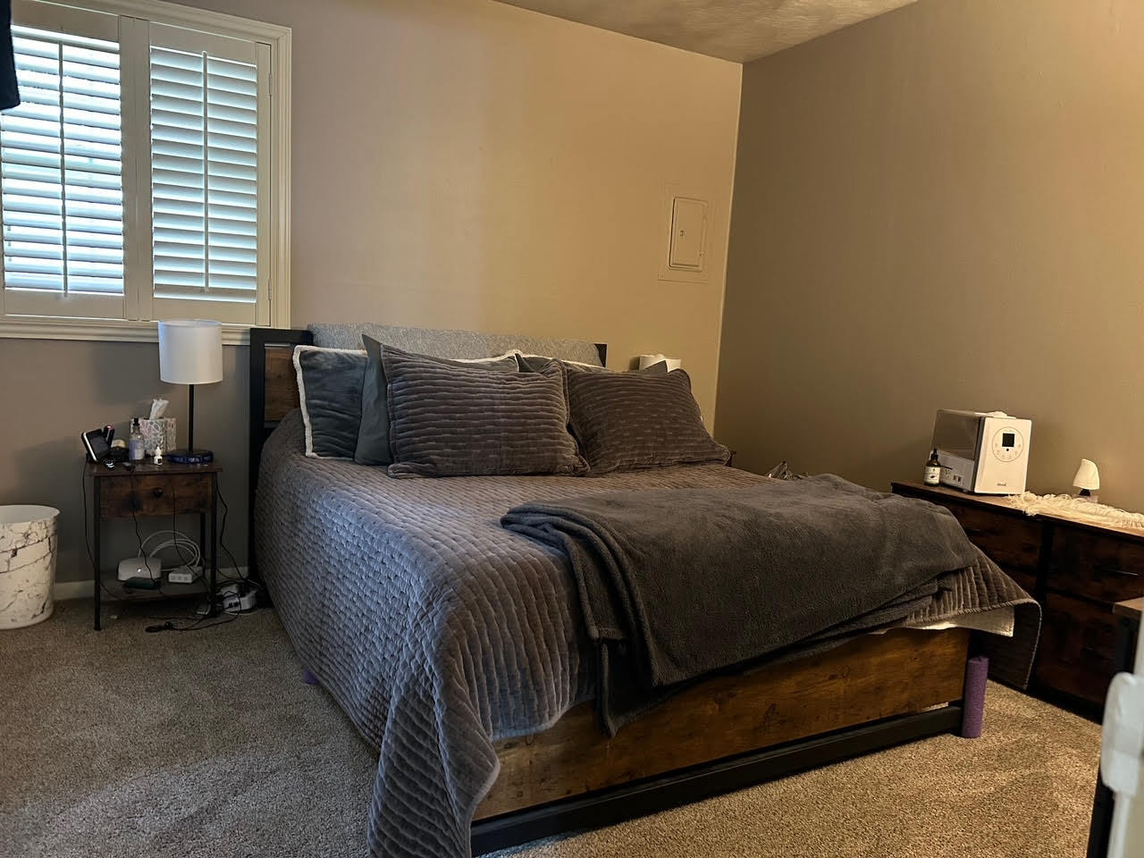 Building Photo - 200 Gronert Ln