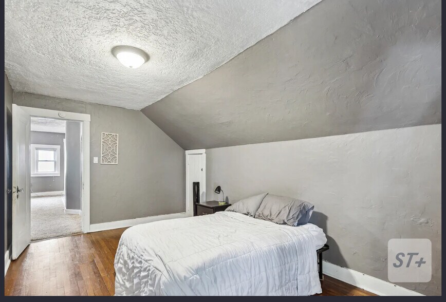 Building Photo - 624 Frayne St