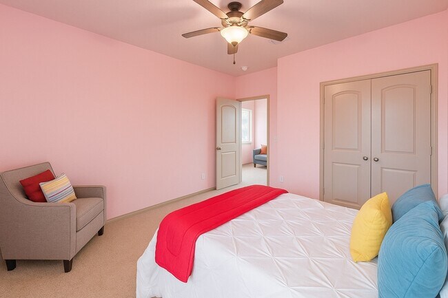 Building Photo - 27 S Mews Wood Ct