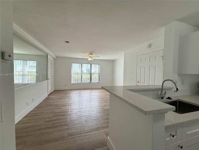 Building Photo - 4039 NW 87th Ave