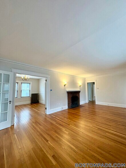 Building Photo - 17 Edgecliff Rd