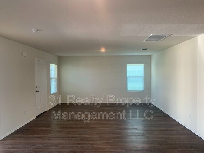 Building Photo - 4323 Johnstown Ln.