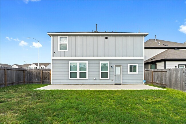 Building Photo - 23439 Wrexham St