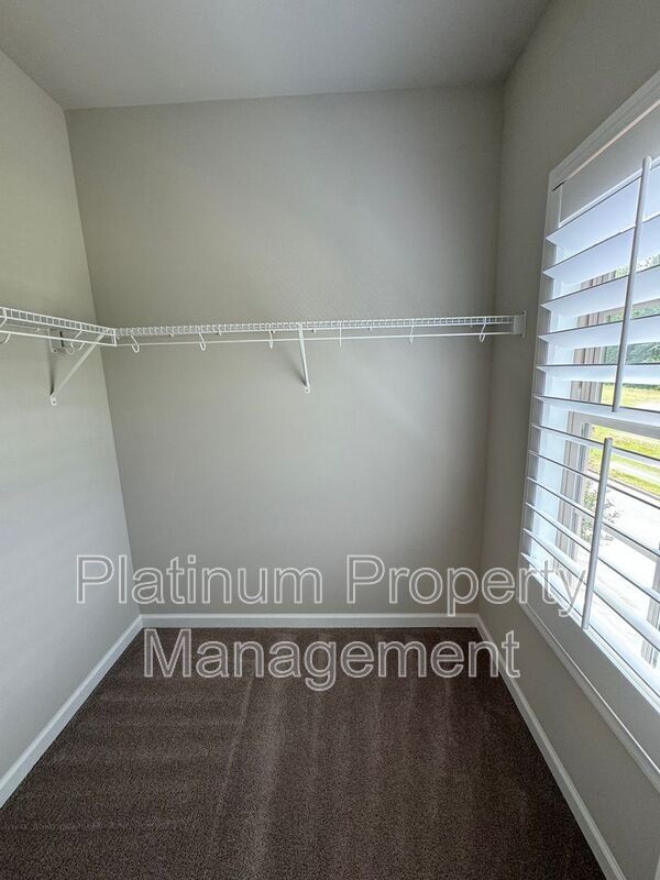 Building Photo - 931 Olmsted Ln