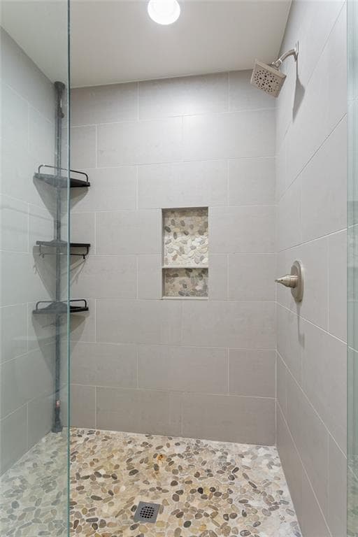 Building Photo - 3355 Pinetree Dr SE