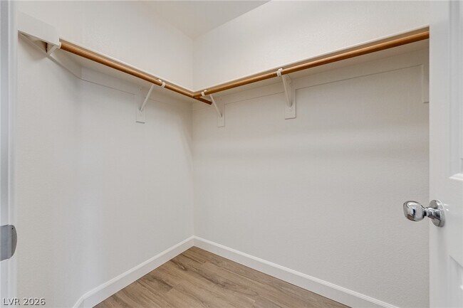 Building Photo - 10429 Vinson Point Ave