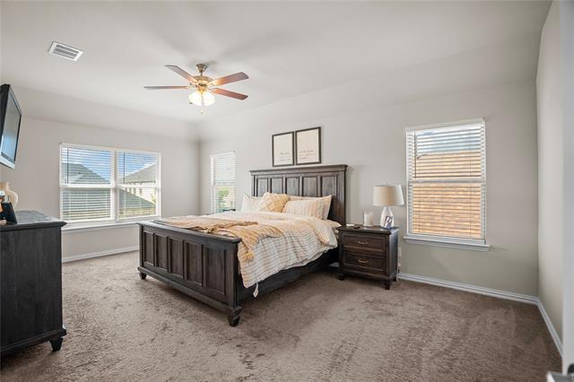 Building Photo - 2093 Almassera Dr