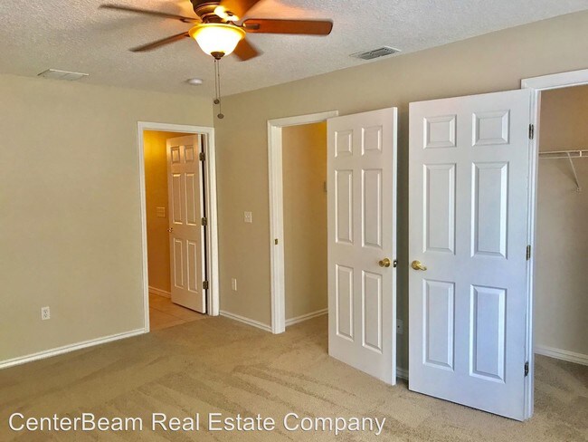 Building Photo - 4 br, 3 bath House - 9054 3rd avenue