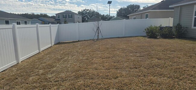 Building Photo - 8480 SW 41st Cir