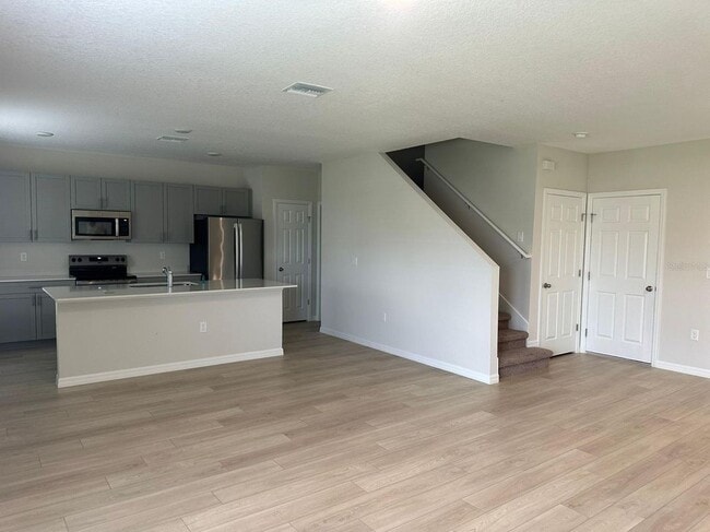 Building Photo - 2036 Marigold Aly