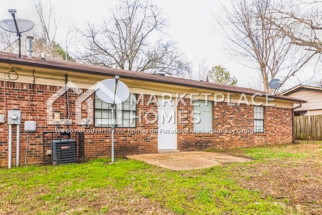 Building Photo - 5231 Haynes Dr