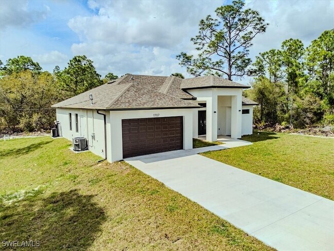Building Photo - 1707 McKinley Ave