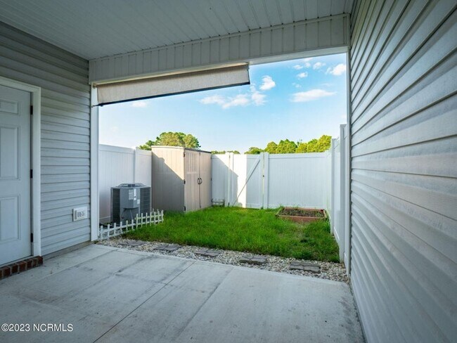Building Photo - 506 Justice Farm Dr