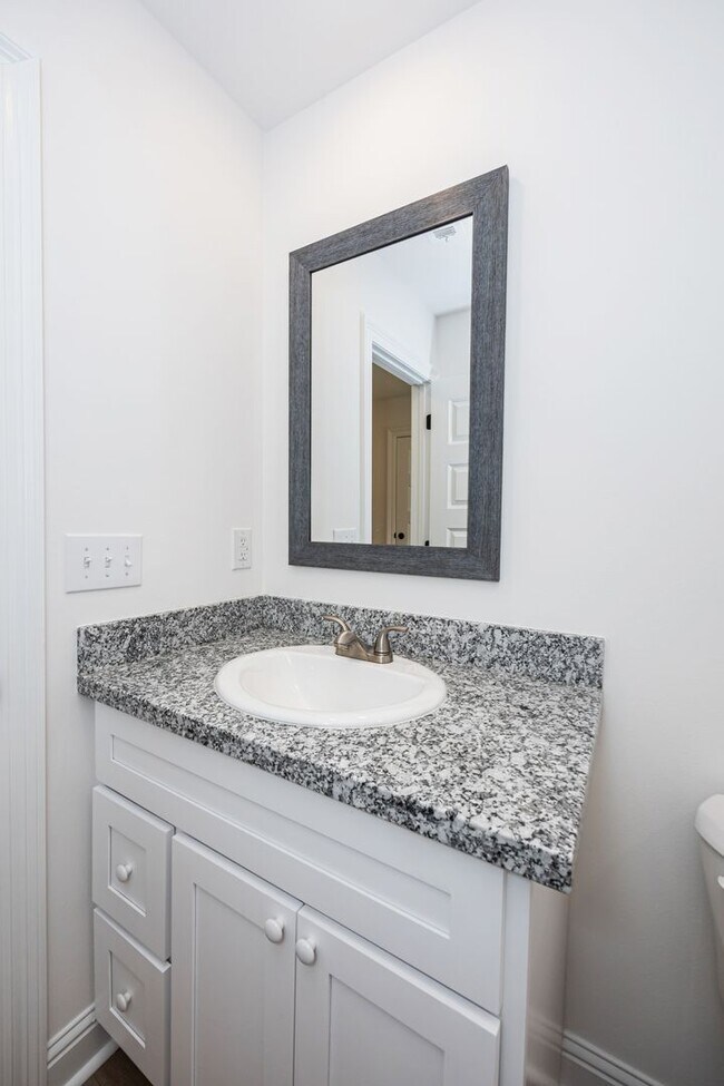 Building Photo - Brand-New Pet-Friendly 3BR/3BA Home with Large Bonus Room in Ocean Springs!