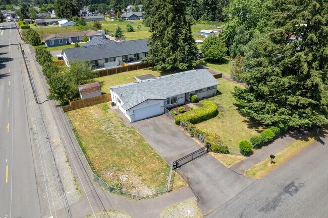 Building Photo - 17916 40th Ave E