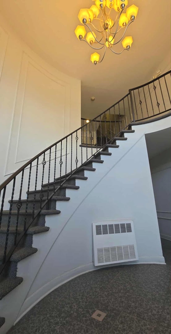 Building Photo - 5001 Carriage Way Dr